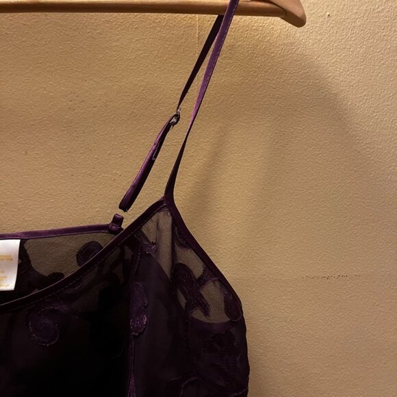 Lacy Purple Tank - Picture 3 of 4